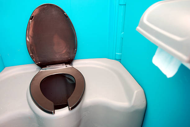 Best Portable restroom trailer rental  in Grafton, ND